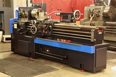 WHACHEON, INC. HL-460 LATHES, ENGINE_See also other Lathe Categories | TR Wigglesworth Machinery Co.